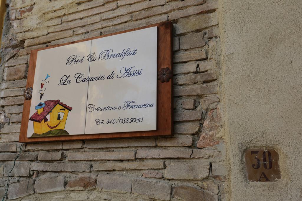 B&B La Casuccia Di Assisi Exterior foto