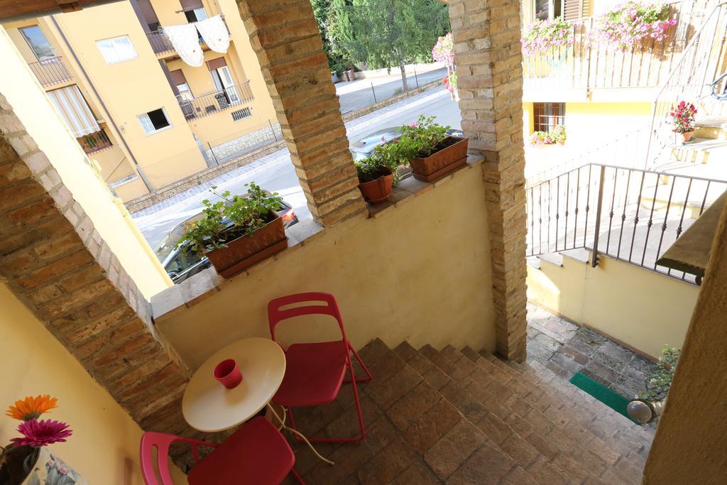 B&B La Casuccia Di Assisi Exterior foto
